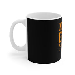 Never Give Up Mug — Motivational Weightlifting Coffee Cup
